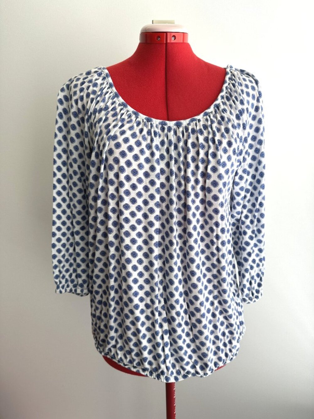 MICHAEL KORS (L) White Blue Medallion Print Peasant Top Blouson French Diamonds